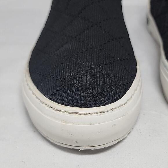 MARC FISHER QUILTED DIAMOND PATTERN WOMAN'S SIZE 8.0 BLACK WHITE UGC 🔥 - Picture 6 of 16